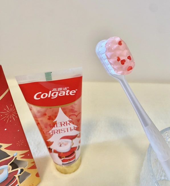 Tiktok/Douyin Hot Colgate Christmas Toothpaste 95g 【Tiktok抖音爆款】高露洁圣诞牙膏