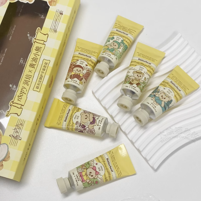 Roopy X Butterbear Hand Cream Gift Set 12g*6pcs 润培黄油小熊联名护手霜礼盒