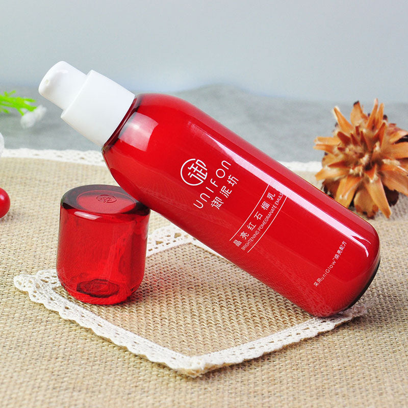 UNIFON Brightening Red Pomegranate Emulsion 120ml 御泥坊晶亮红石榴乳液