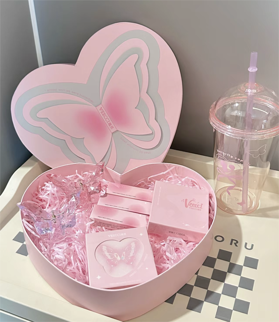 Veecci Graceful Heartbeat Gift Set 9PCS 唯资翩然心动礼盒